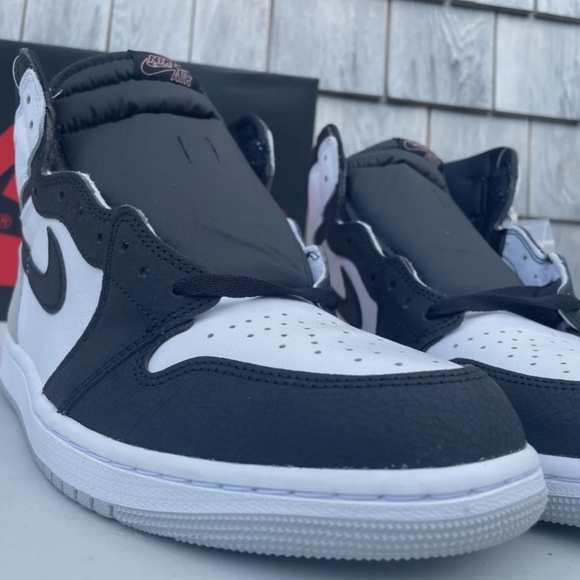 Air Jordan 1 retro high og stage haze size 12 - Picture 9 of 12